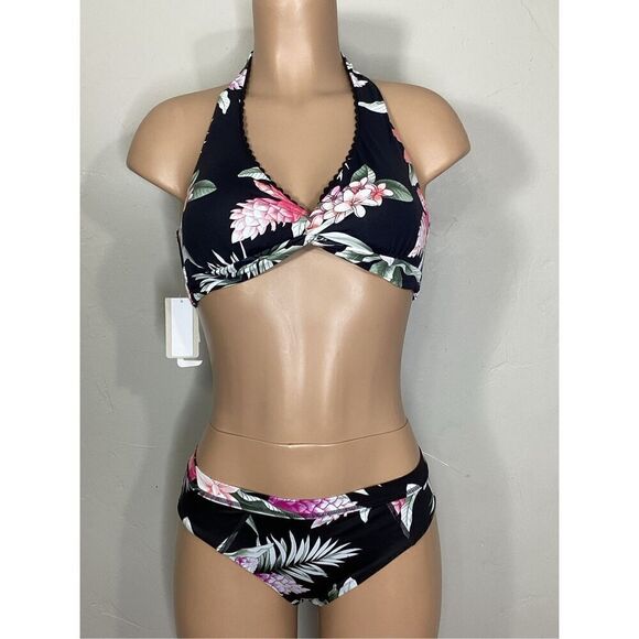 New. Tommy Bahama ginger flower halter bikini. XS-top/S-bottom. Retails $174 - Picture 3 of 12